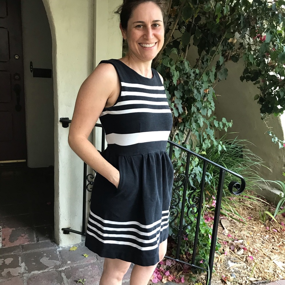 Madewell black sleeveless minidress with pockets